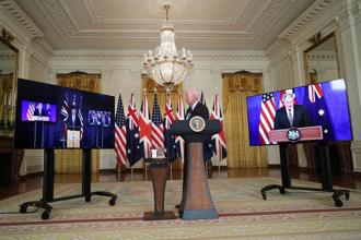 美國、英國和澳洲今天宣布成立名為AUKUS的三方合作聯盟。(圖/路透社) 