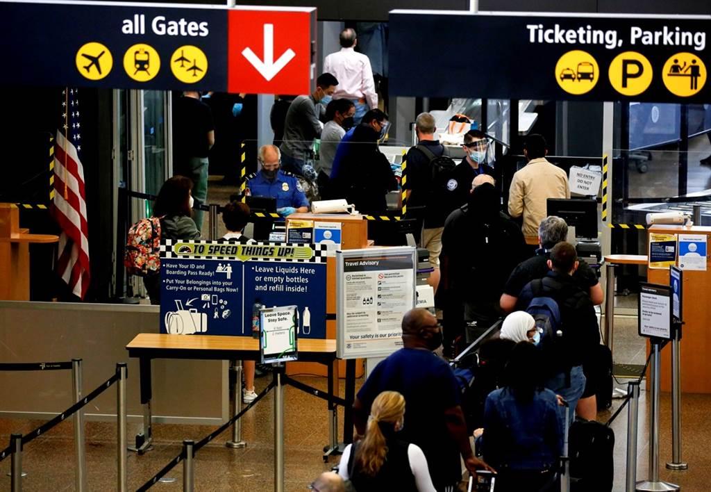 路透 11月8日起所有入境美國旅客必須接種完整疫苗 國際 旺得富理財網