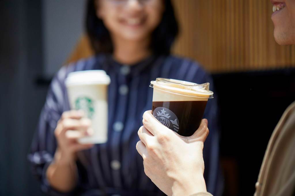 統一董座羅智先坦承台灣星巴克前3季虧損，但會力撐不漲價。(翻攝星巴克咖啡同好會Starbucks Coffee FB)