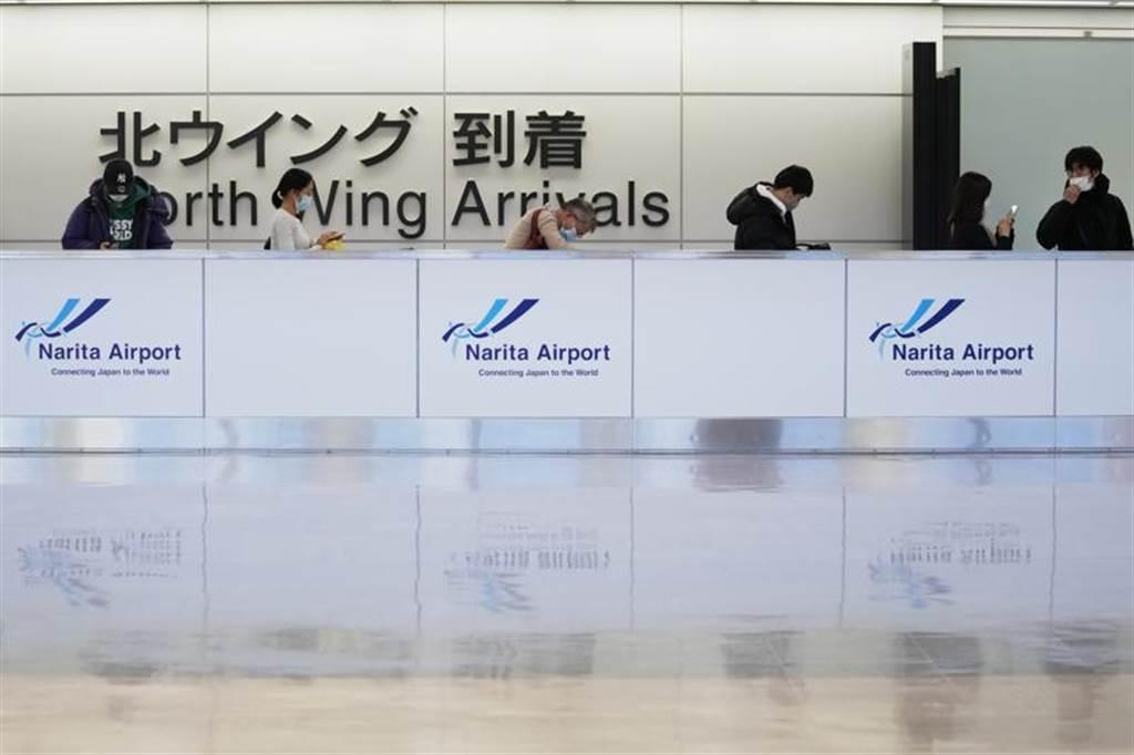 日本政府要求各航空公司暫停12月赴日航班新訂位政策緊急喊卡。（圖／美聯社）