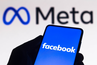 臉書母公司Meta去年第4季財報揭露，平台用戶不增反減，全球用戶平均每天流失約100萬戶。（圖／達志影像／shutterstock）
