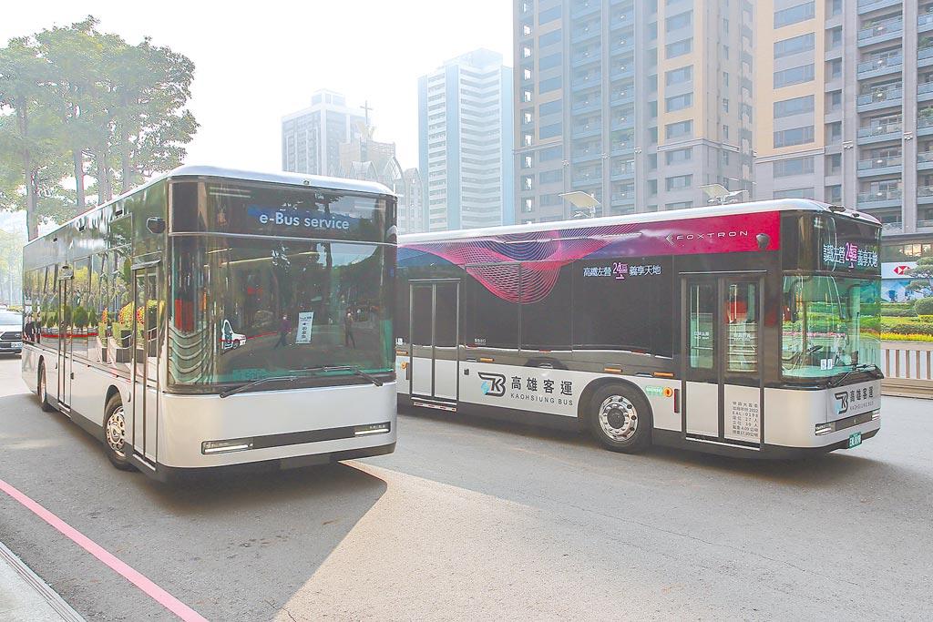 鴻華首款電動巴士MODEL T交付高雄客運，並將加入高雄24區公車路線。（鴻華提供）