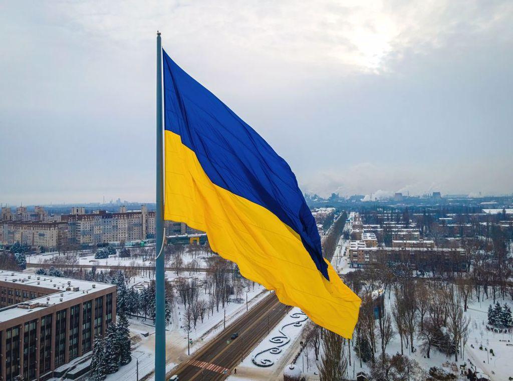 美國國防部今天宣布，再增援烏克蘭8.2億美元武器彈藥。（達志影像／shutterstock提供）