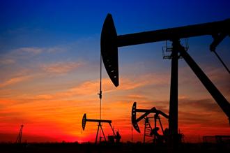 俄羅斯天然氣工業公司計畫回購外債，以抵禦西方制裁。（示意圖／Shutterstock）