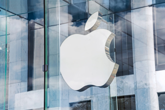 郭明錤28日發文打臉彭博表示，從來就沒有聽過蘋果有任何iphone的增產計劃，且iPhone14 Pro和Pro Max的出貨預期將成長約10%。（shutterstock）