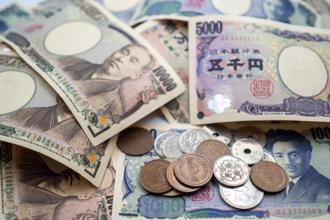 日圓先生榊原英資 表示，明年日圓還會進一步下探，貶至170的價位。（示意圖/達志影像/shutterstock）