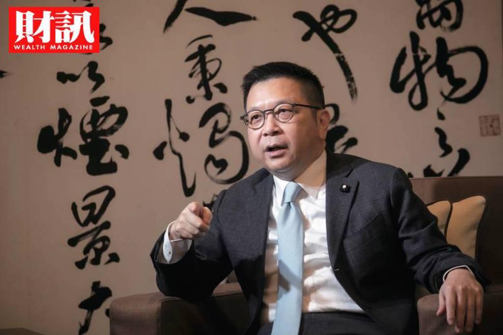 根據《財訊》報導，2022年8月，林修銘以史上最年輕的黑馬之姿，接掌資本市場兵符；一上任就大刀闊斧地做各種改革與創新，當然不免引發微詞；但他認為，做對的事，就要扛得住。(圖/財訊提供)