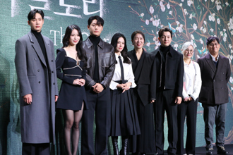 《黑暗榮耀》第二季熱度延燒，但神劇再神，對Netflix股價似乎沒有顯著影響，近1個月來，Netflix股價已跌逾15%，而前年11月至今已跌過50%。(達志影像)