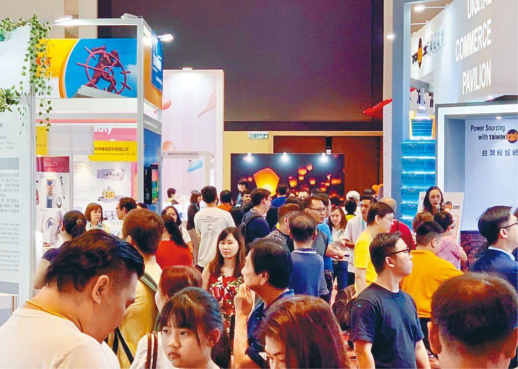 2019年在馬來西亞舉辦的「臺灣形象展」，兩天展期參觀人次破萬人次。圖／外貿協會提供