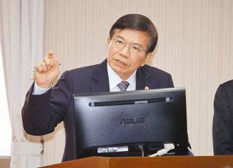 用電大戶電費4月起調漲，立委建議交通部以民生考量，向經濟部爭取優惠。交通部長王國材表示，會向經濟部反映意見。（姚志平攝）
