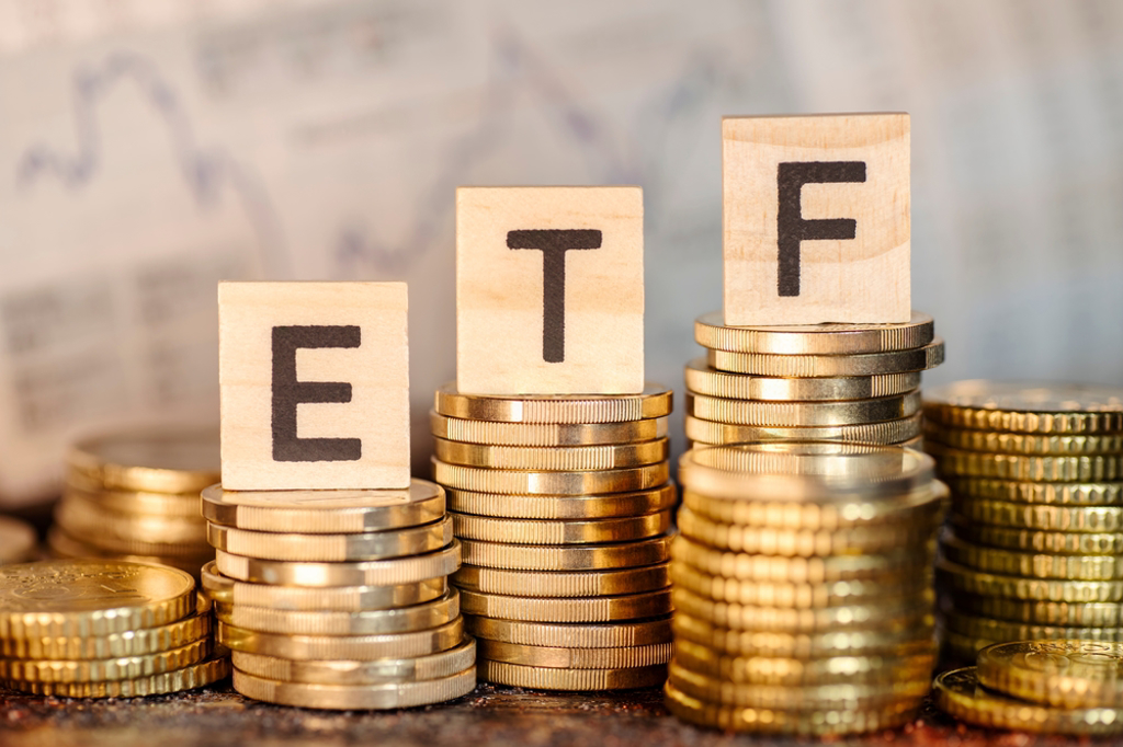 債券型ETF由於利率在高檔，除了領息還有機會賺到資本利得。（示意圖/達志影像/shutterstock）