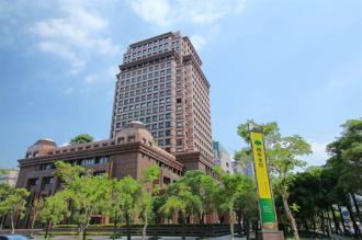 ETF市場新勢力崛起，債券型ETF成熱門排行，國泰投資級公司債受益人數成長8倍。(資料照)