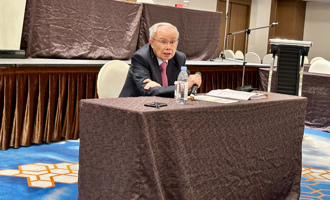 台化董事長洪福源。（王逸芯攝）