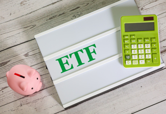 6月ETF配息開獎，00712年化報酬率逾10%，股價卻不到9元，引發網友討論。（示意圖/達志影像/shutterstock）