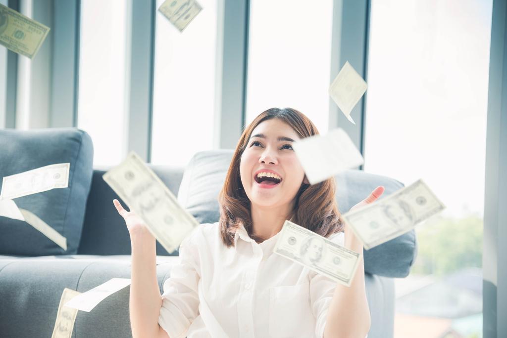 金牛座、獅子座和摩羯座的人工作能力出眾，在事業上不但獲得肯定，也能賺到豐厚薪水。(示意圖/達志影像)
