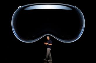 蘋果將會在2025年底之前推出一款價格更便宜的空間計算產品，將命名為Apple Vision或者Apple Vision One。