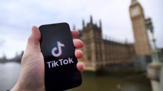 BBC報導，英國12~15歲青少年主要的消息來源是TikTok。(/shutterstock)