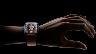 蘋果發表全新Apple Watch Series 9，支援雙指互點兩下手勢功能。(截圖自蘋果發表會)