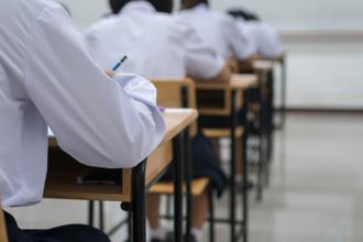 日本茨城縣土浦市的「常總學院中學校」，昨天下午14名學生因身體不適送醫治療。（示意圖／shutterstock）