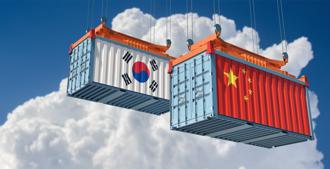 南韓對中國大陸出口持續改善。（示意圖／shutterstock）
