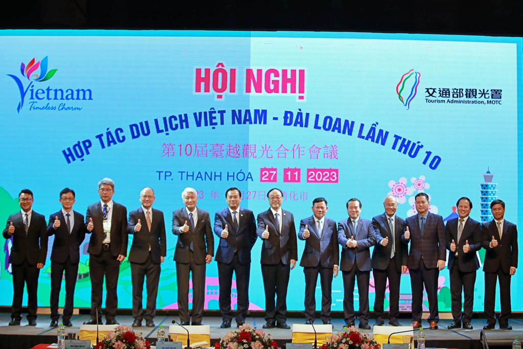 第10屆臺越觀光合作會議27日於越南清化省盛大舉辦。（交通部觀光署提供）