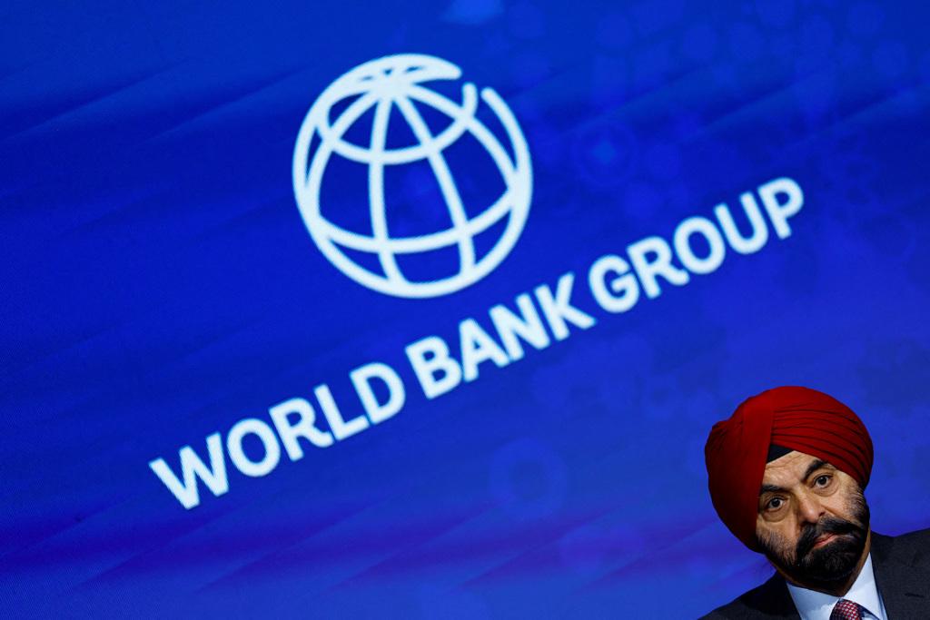 2023年10月15日，世界銀行（World Bank）總裁彭安杰（Ajay Banga）與泰國共同主辦2026年國際貨幣基金組織和世界銀行年會資料照。（路透社）