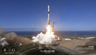 SpaceX載南韓首枚間諜衛星升空 加深朝鮮半島太空競賽。(圖/美聯)