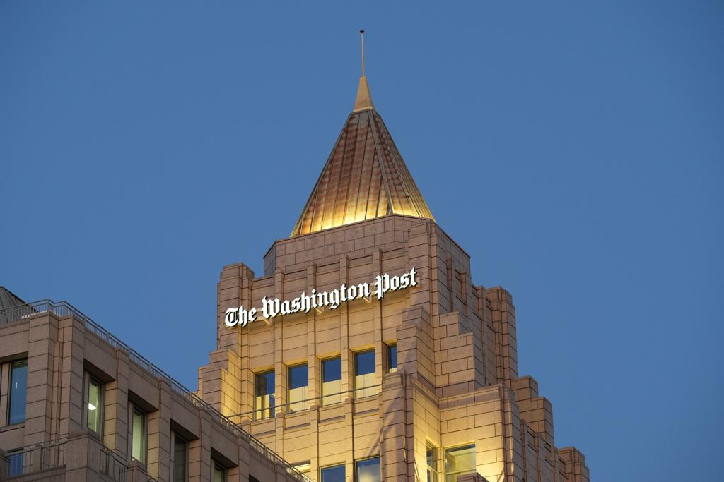 美國著名報社之一「華盛頓郵報」（The Washington Post）不滿薪資酬勞，拒絕談判合約後報社明天將有數百名員工罷工24小時。（圖／Shutterstock）