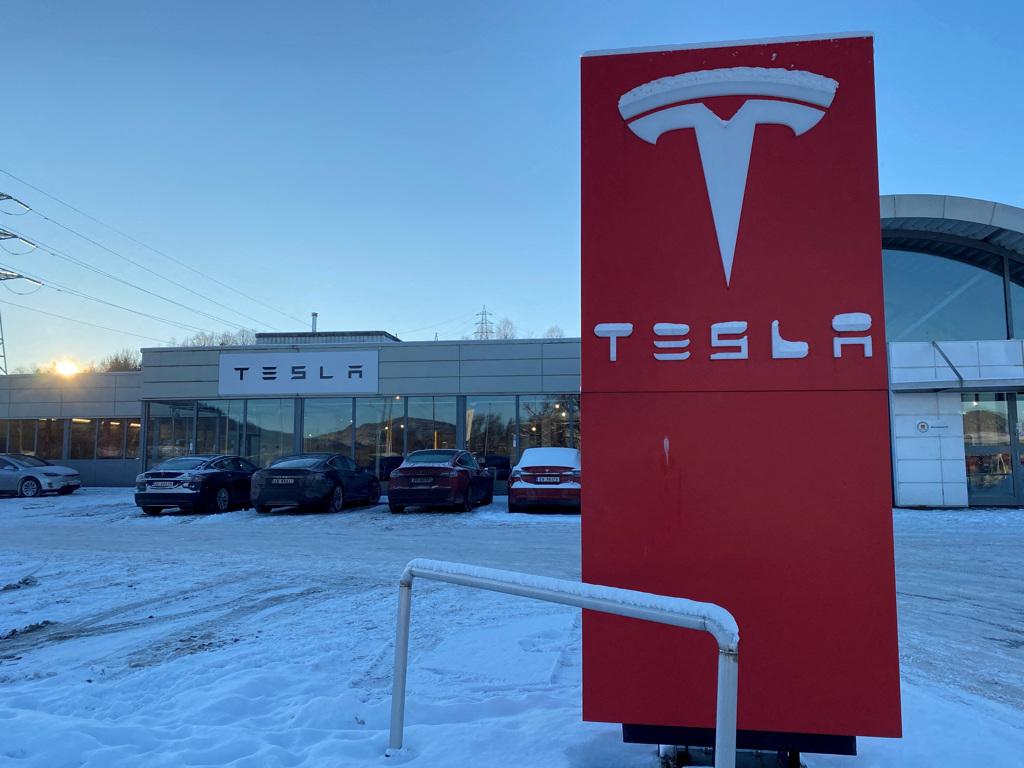 電動車大廠特斯拉（Tesla）拒簽集體勞資協議引起瑞典金屬業工人工會IF Metall罷工。(圖/ 路透社)
