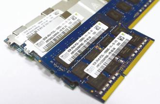國際三大原廠一路拉抬NAND Flash（快閃記憶體）價格，連帶自有品牌的SSD，也傳出要調漲50％消息。圖／美聯社
