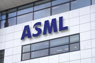 ASML管理階層親訪台積電，是否是為新型「High-NA EUV」（高數值孔徑極紫外光微影系統）訂單，台積電尚未證實。圖／美聯社