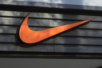 Nike財報表現不如預期，裁員超過1600人。（圖／shutterstock、達志）