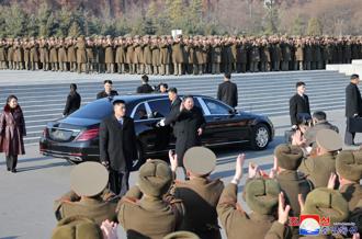 北韓領導人金正恩出入都乘坐高級豪車。（圖／路透社）