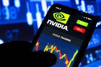 在股價飆升16.4%的Nvidia帶領下，不只那斯達克指數大漲3%，標普500與道瓊指數也雙創歷史新高。（示意圖/達志影像/shutterstock）