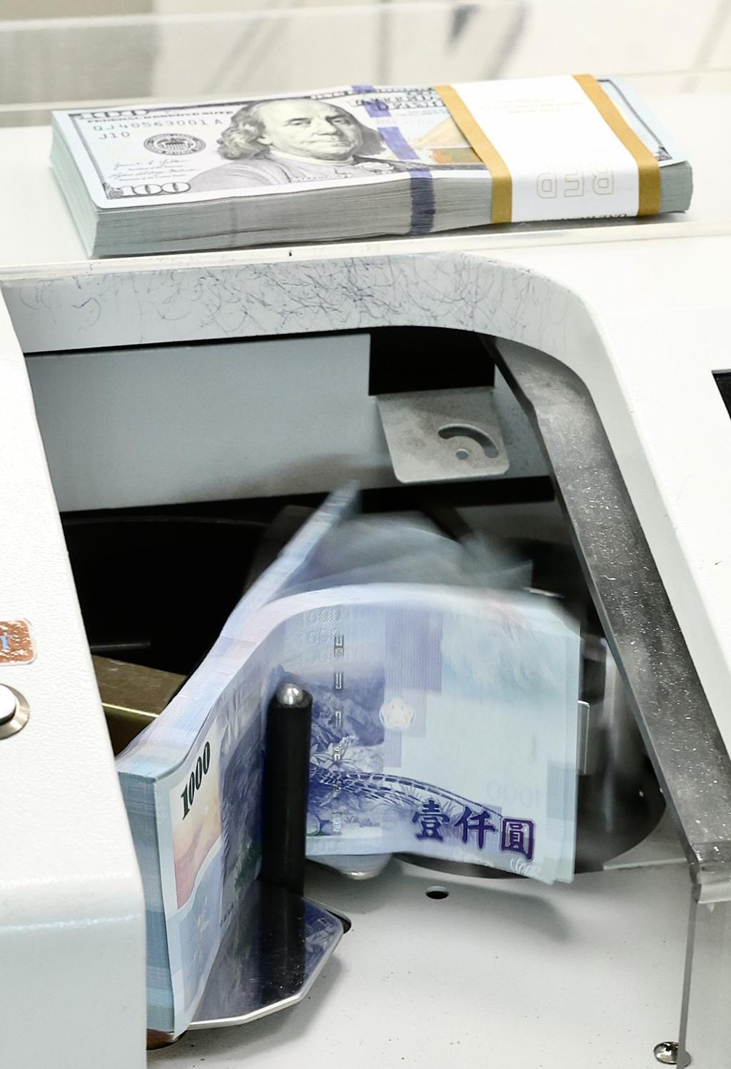 升貶力道來回拉扯新台幣暫困30.5元關卡- 其他- 旺得富理財網