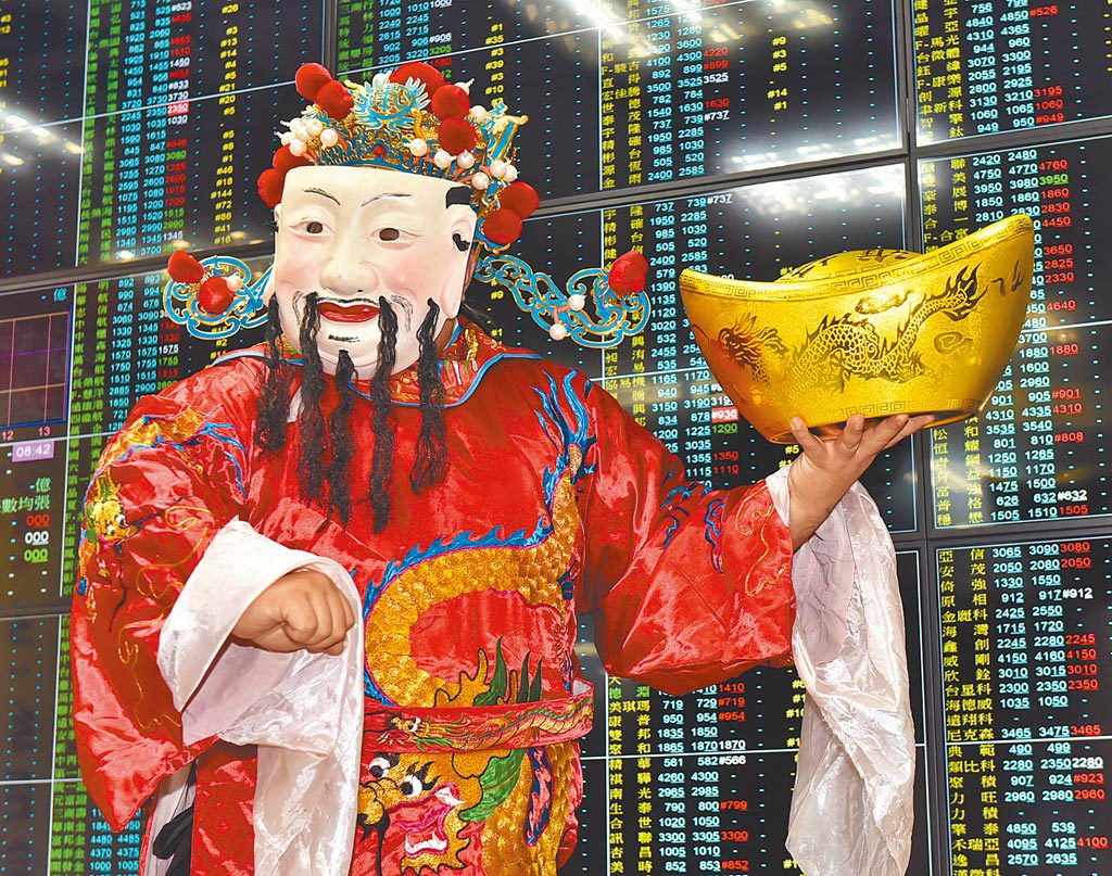 台股開紅盤！金馬年聚焦3族群聯發科、奇鋐、台達電、華通、欣興、華城…18檔法人口袋名單、目標價全曝光- 上市櫃